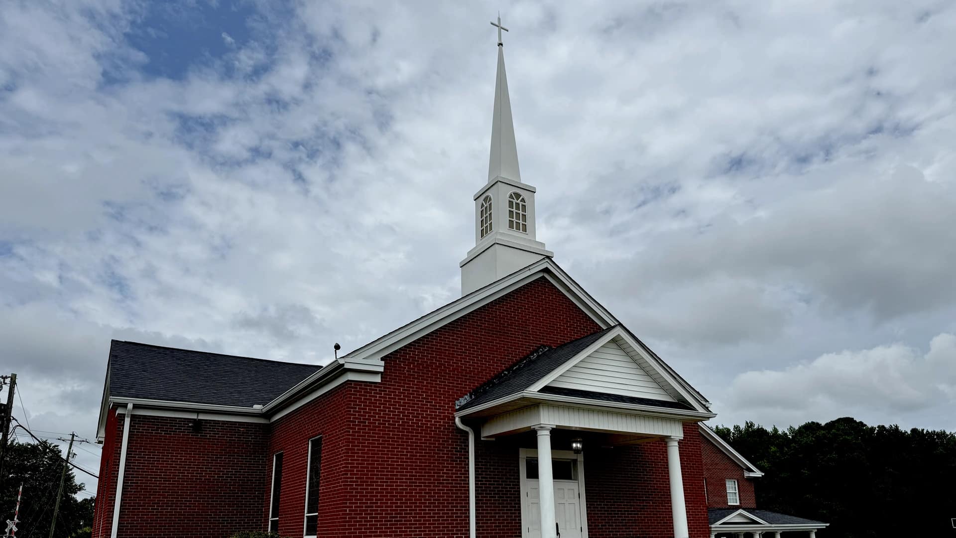 Rawls Baptist Church daytime exterior