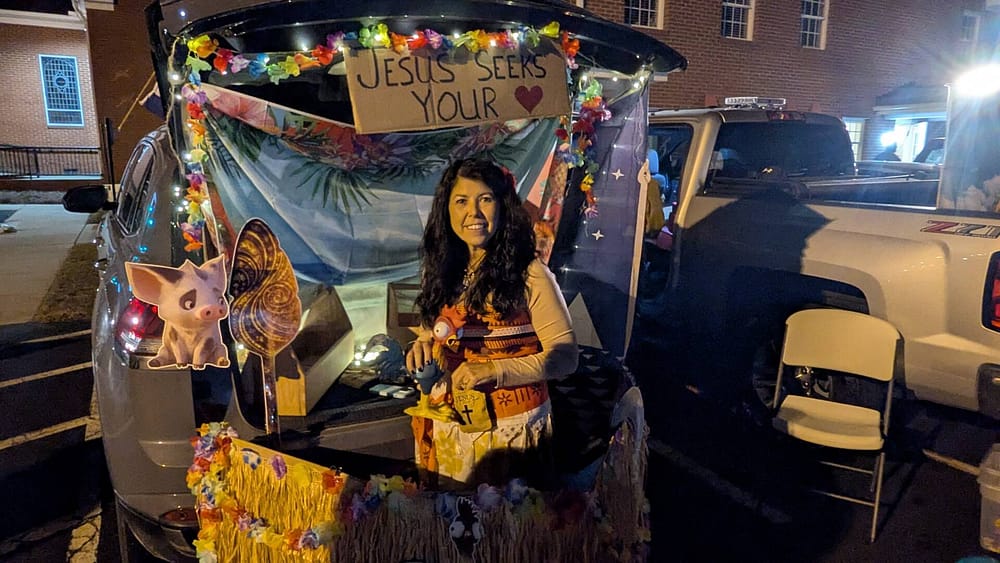 Tracy Hawaiian Trunk at Rawls Family Fall Fest 2025